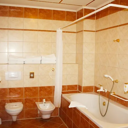Eliska Hotel